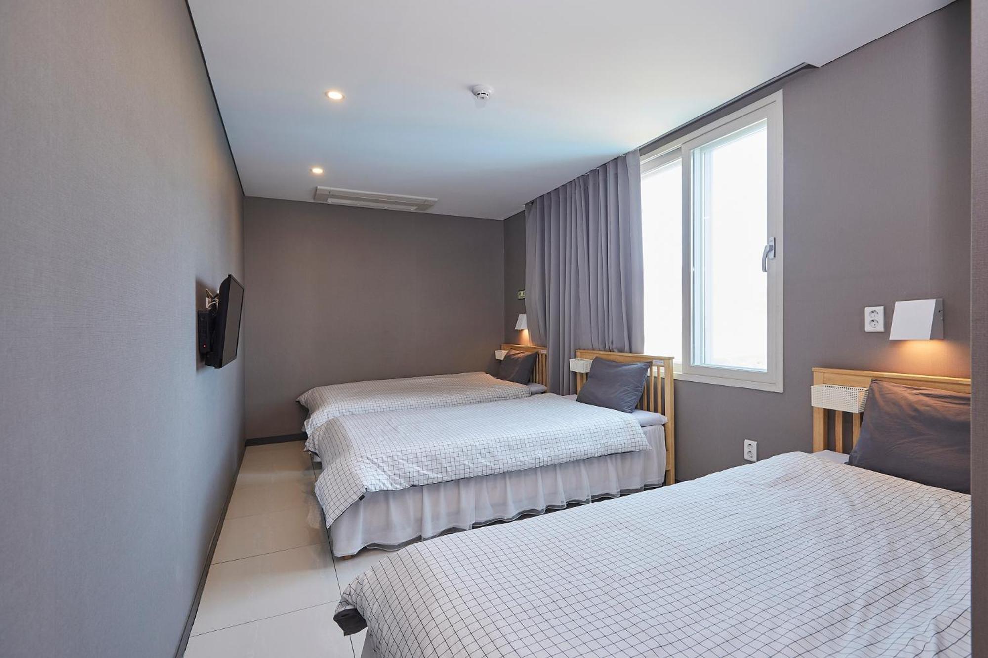 Red-Lighthouse Guest House 속초 객실 사진